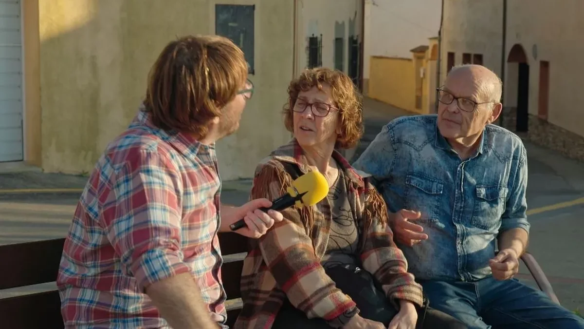 Quim Masferrer va visitar Begur en l’última entrega d’‘El foraster’. - 3CAT