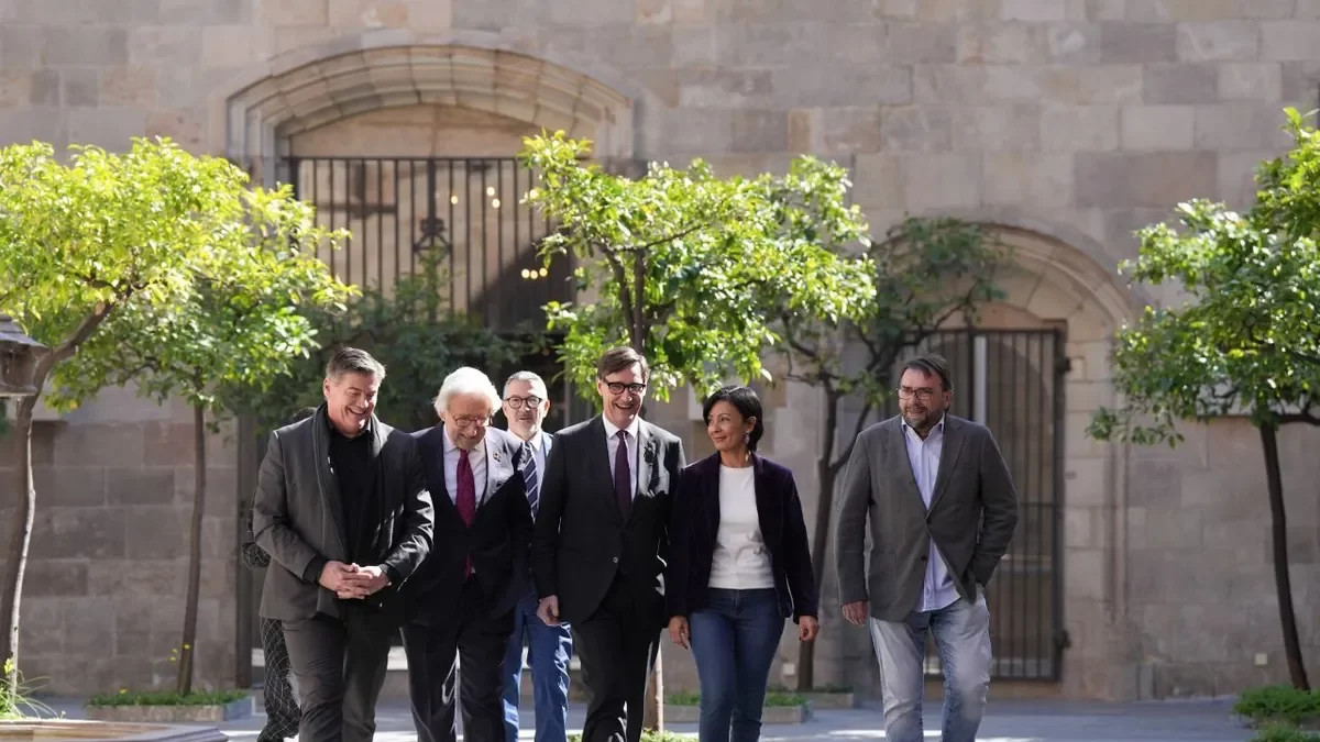 Illa se reunió con representantes de sindicatos y patronales y firmó un acuerdo para los presupuestos. - EUROPA PRESS