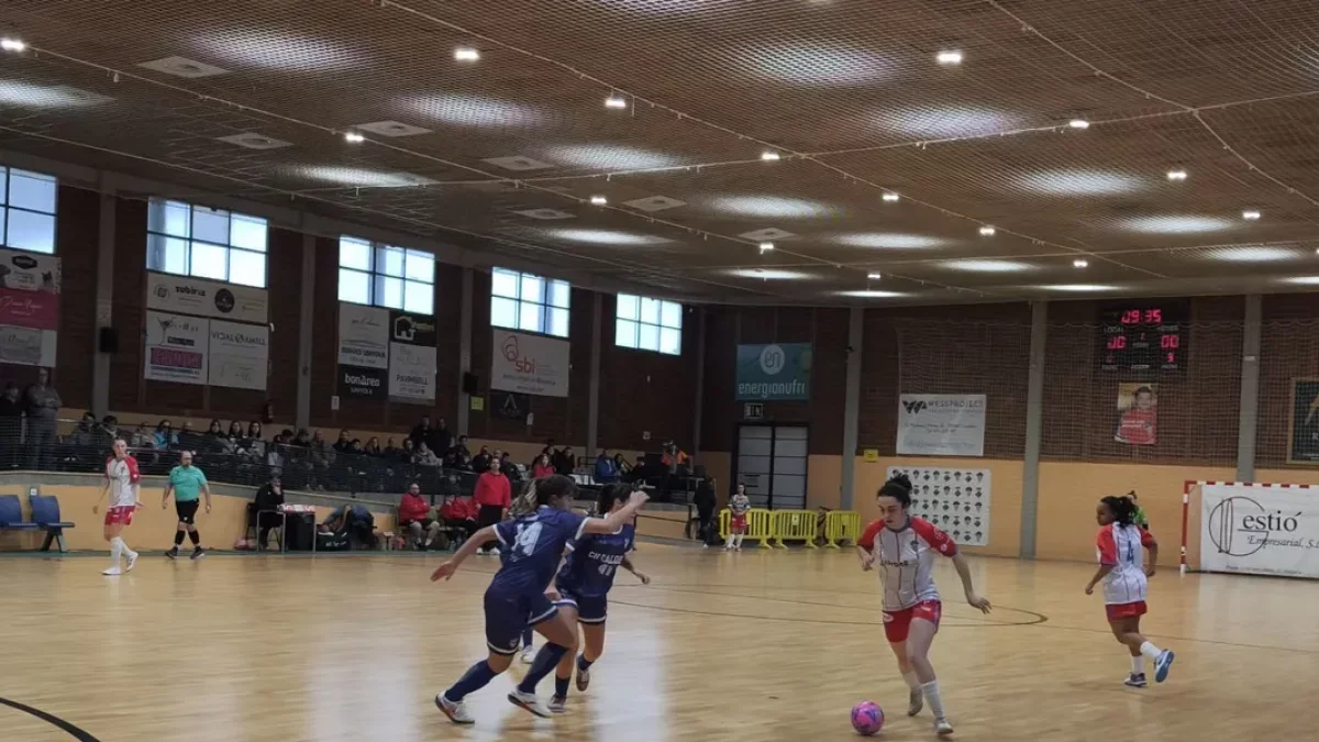 Imagen de archivo de un partido del Linyola femenino de esta temporada.