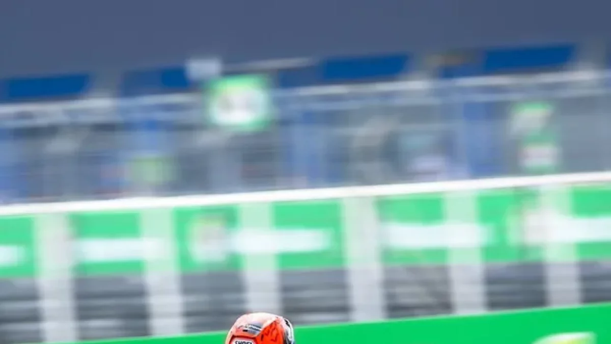 Marc Márquez no se encontró nada cómodo sobre la Ducati en toda la sesión pero salvó la jornada. - DUCATI COURSE