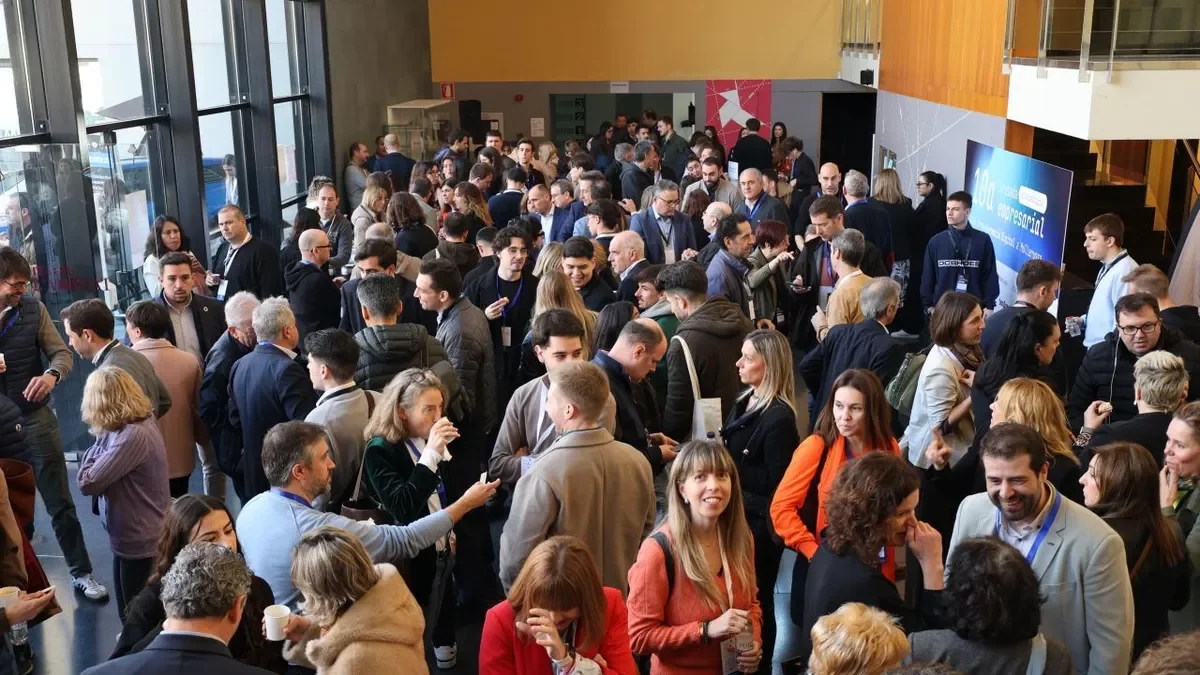 L’encontre va omplir de professionals el Teatre L’Amistat. - J.GÓMEZ