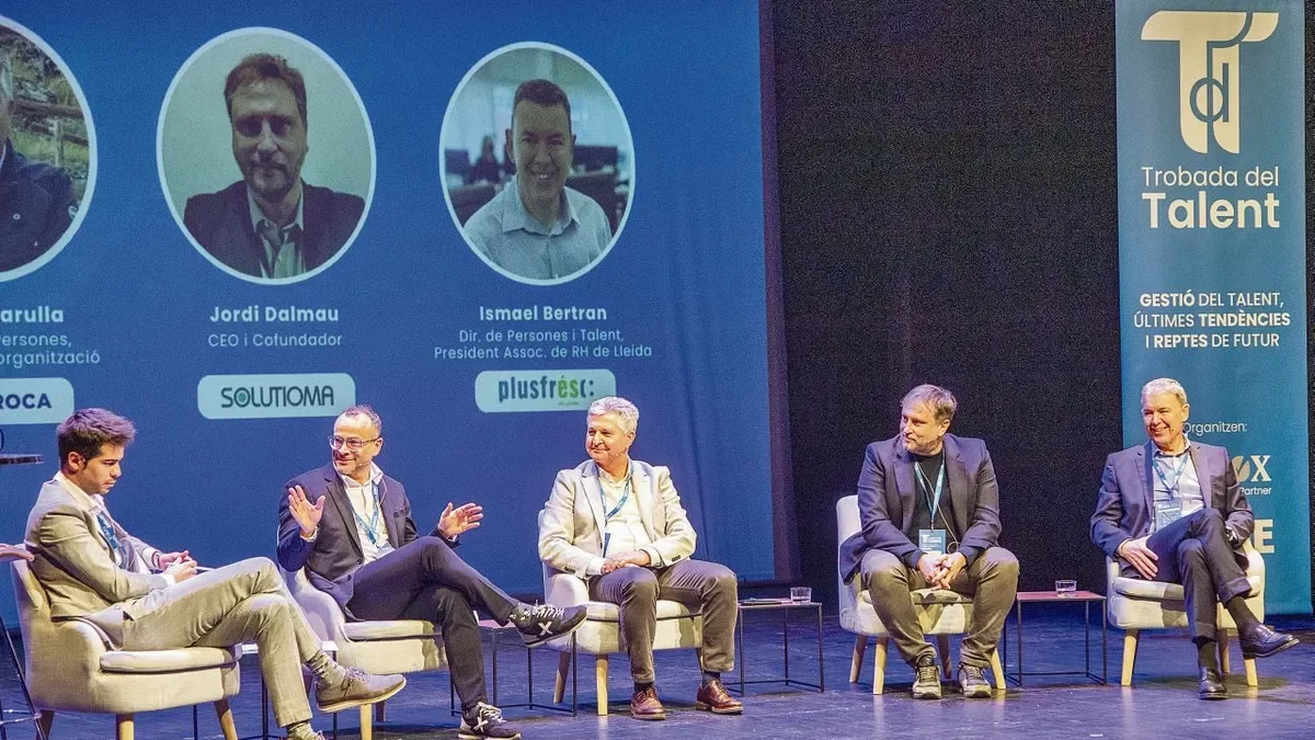 La taula redona de Lleida va comptar amb representants de bonÀrea Agrupa, Ros Roca, Plusfresc i Solutioma. - LAIA PEDRÓS
