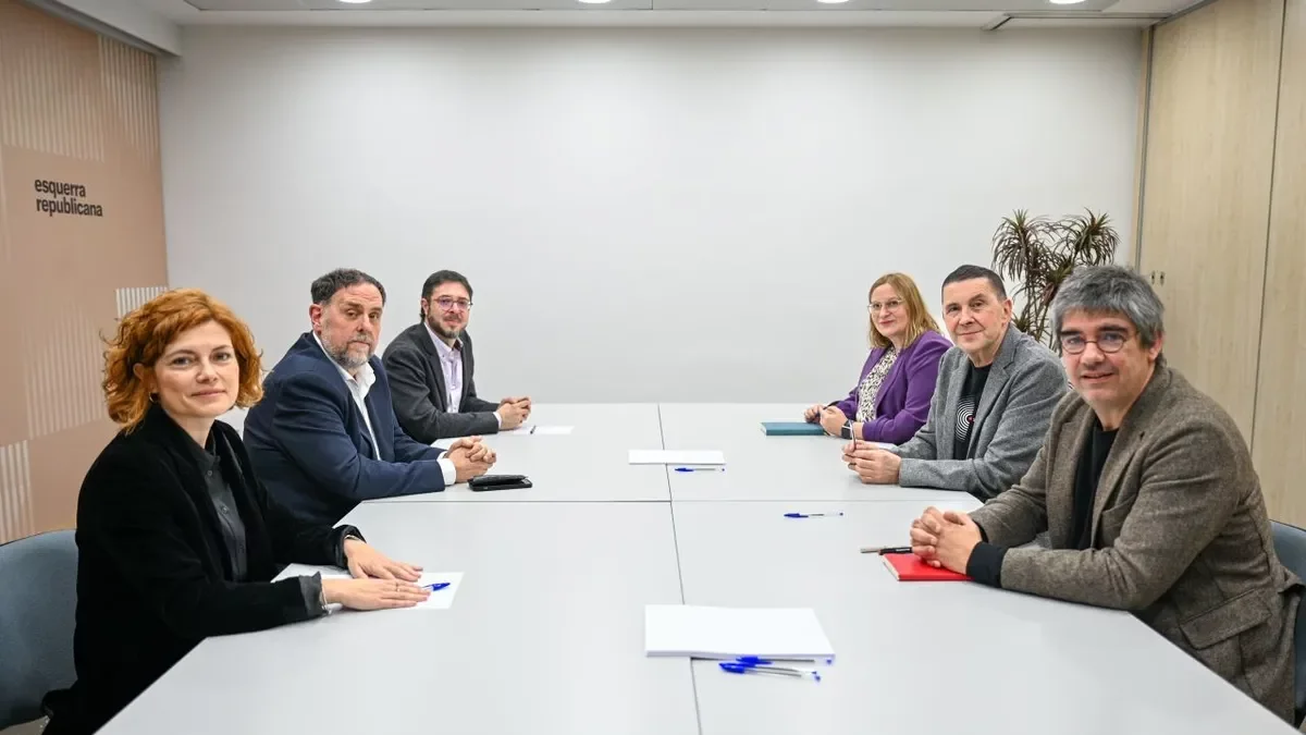 Las cúpulas de ERC y Bildu se reunieron ayer en Barcelona para afianzar sus relaciones. - ACN