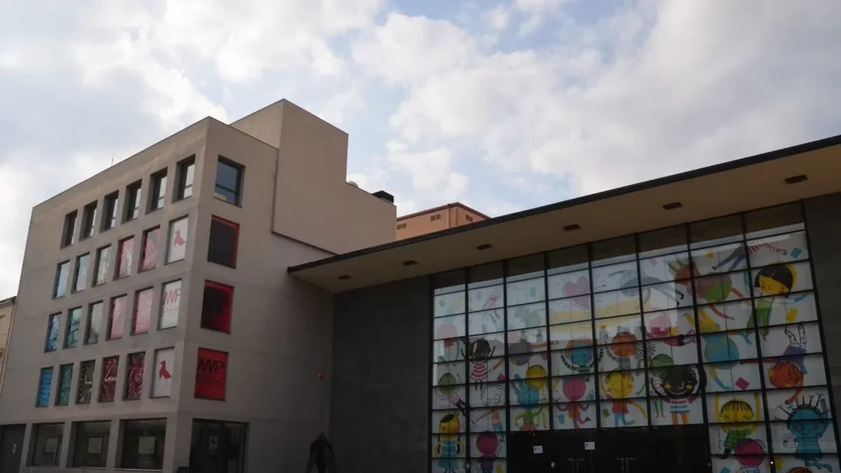 El teatre L’Amistat tindrà plaques solars a la teulada. - A.MOLLERUSSA