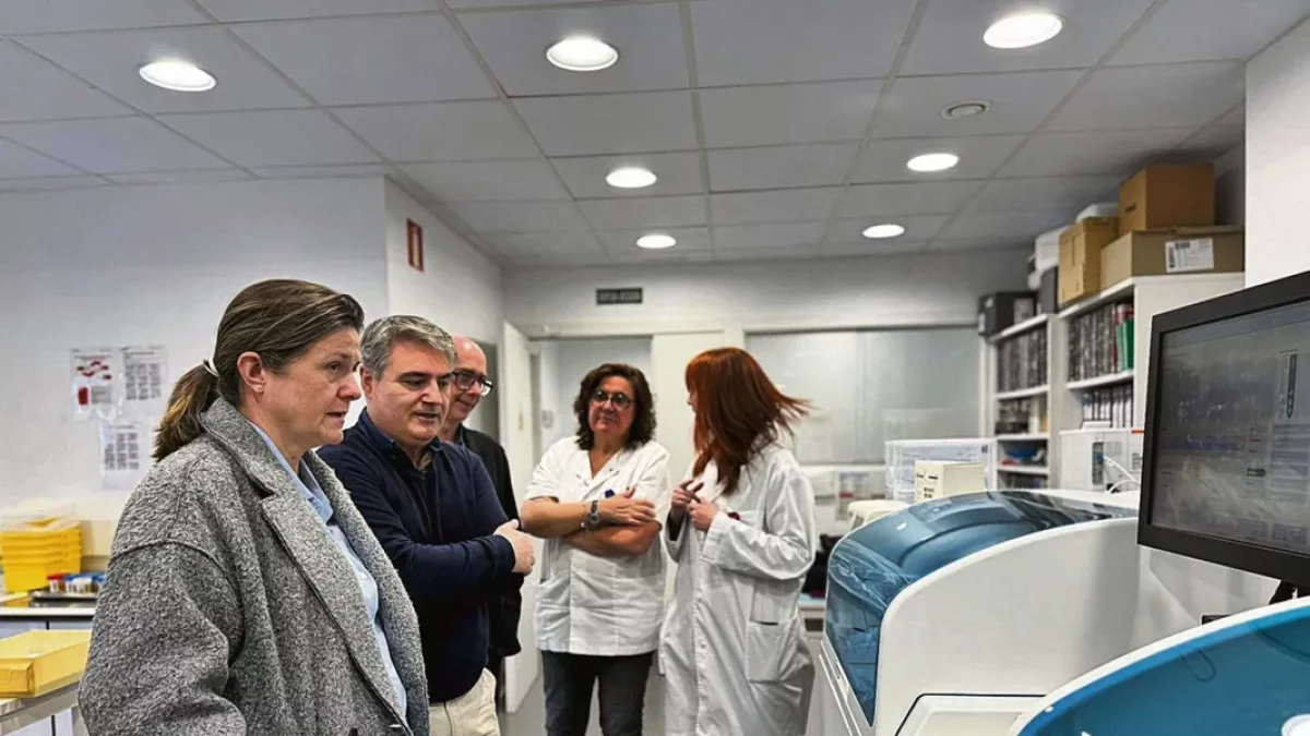 Visita dera sindica tath laboratòri. - C. G.A