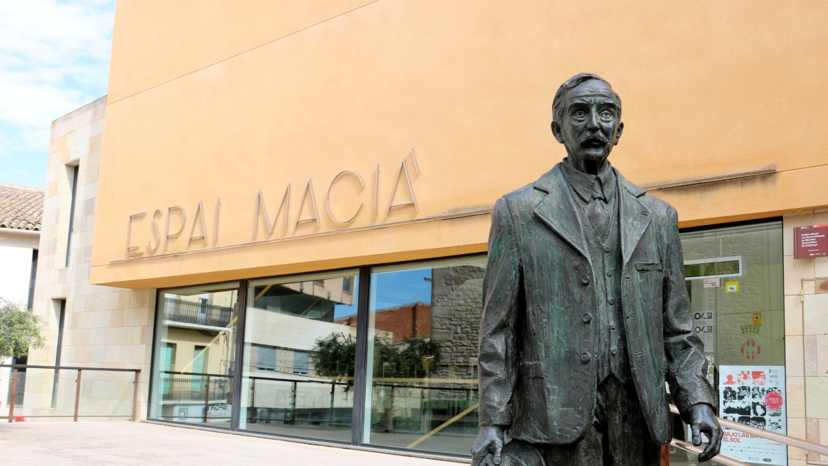 L'exterior de l'Espai Macià de les Borges Blanques.
