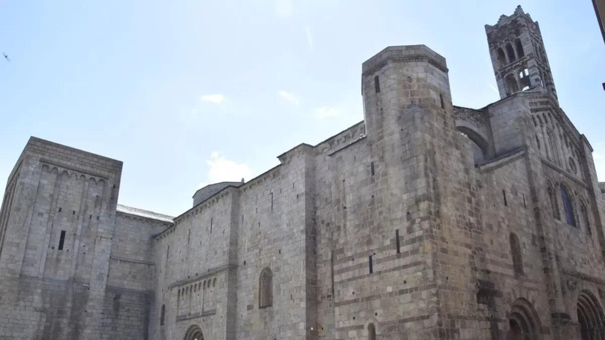 Las medidas en trámite de aprobación pretenden proteger el entorno del templo catedralício. - C.SANS
