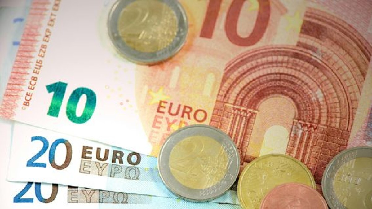 Billetes y monedas de euro.