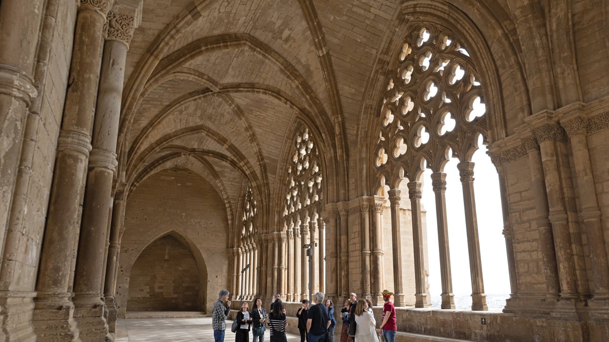 Una de les joies arquitectòniques de la Seu Vella és el seu claustre