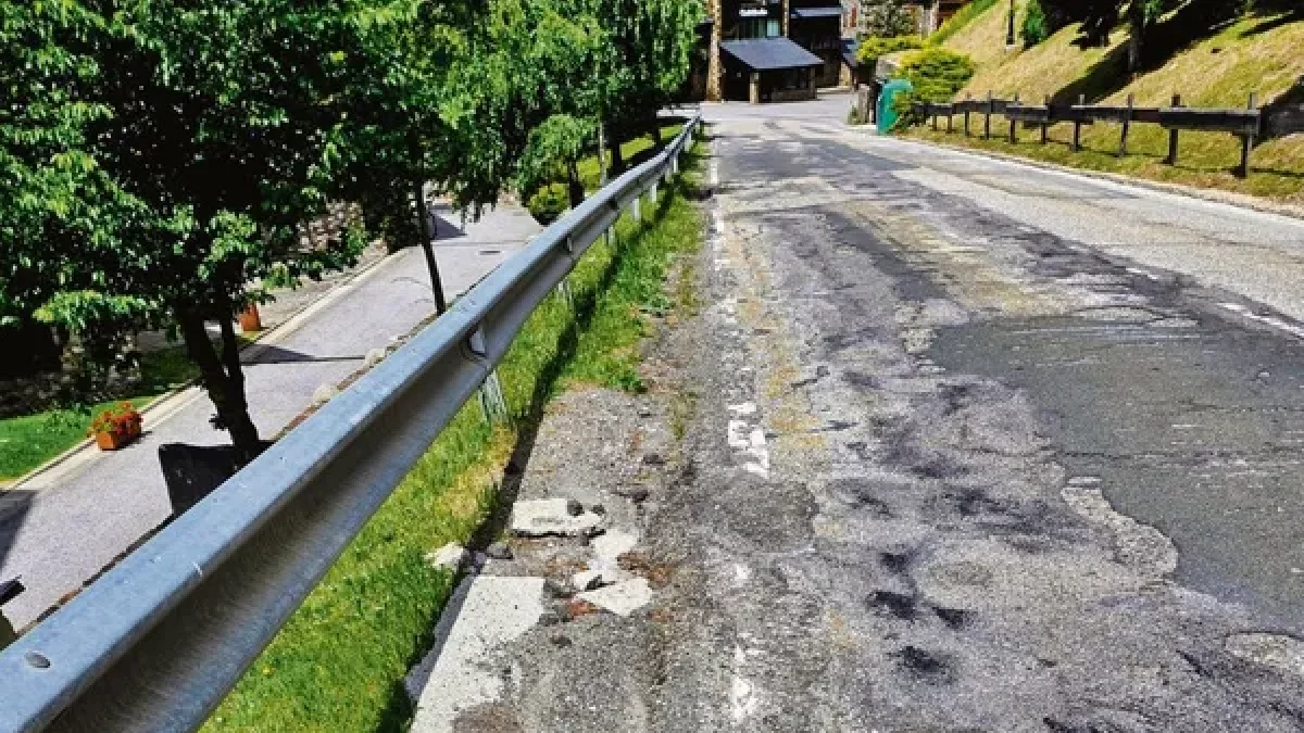 Era cantèra a desapareishut en quauqui trams dera carretèra. - ILC