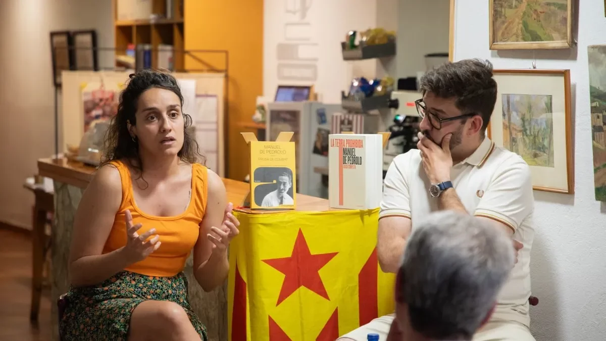 Júlia Ojeda va conversar amb el músic de Cervera Pau Carbonell. - JORDI BONILLA