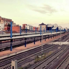Una perspectiva diferent de l'estació de tren de Lleida.