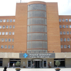 La façana de l'hospital Arnau de Vilanova de Lleida.