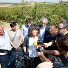 La consellera Jordà visita les zones afectades per les pedregades al pla de Lleida