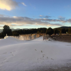 La nieve artificial que ya se ha producido en la estación de Lles.