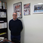 Joaquim Vilaplana ayer en la oficina de la delegación de ciclismo.