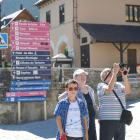 Turistes a Vielha en una imatge de l’estiu passat.