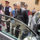 El bisbe de Solsona, Xavier Novell, va haver de sortir escortat diumenge d'un acte a Tàrrega.