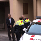 Jaume Gabernet el día del crimen tras acudir a su vivienda con los Mossos d’Esquadra.