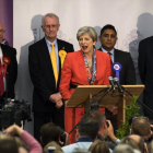 Theresa May compareix per fer el seu discurs com a vencedora de les eleccions.