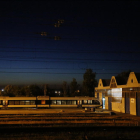 El tren de la Pobla a les instal·lacions del Pla de Vilanoveta, dimarts a la nit.