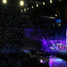 Un moment del concert ahir a la nit que va omplir per complet el Palau Sant Jordi de Barcelona.