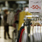 El petit comerç preveu un augment de les vendes del 3 per cent en les rebaixes