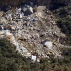 Imagen del desprendimiento de rocas sobre la LV-9124 en Castell de Mur.