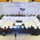 Una vista general de la reunió de la Taula de Treball permanent de Pirineus-Barcelona ahir a la seu de l'Inefc de la capital catalana.