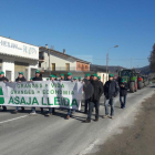 Un moment de la protesta de ramaders convocada per Asaja a Ponts.