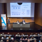 Imatge d'arxiu d'una reunió d'accionistes de CaixaBank a Lleida.
