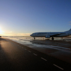 Primera aeronave procedente de Rumanía estacionada en Alguaire en la zona que pertenece a Aeronpark.