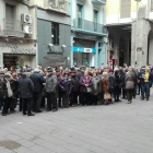La plaça de la Paeria de Lleida va ser escenari de la concentració de pensionistes que exigeixen millores.
