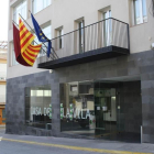 El ayuntamiento de Alcarràs.
