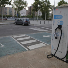 Imatge del punt de recàrrega per a vehicles elèctrics al carrer Jaume II.