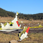 Imatge de les restes de l’aparell sinistrat diumenge tot just enlairar-se d’Addis Abeba