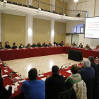 Presupuesto  -  El ayuntamiento presentó ayer el presupuesto para 2018 a asociaciones de vecinos, casas regionales y entidades del tercer sector, que pidieron potenciar la marca Horta de Lleida y mantener las subvenciones. También lo presentó a  ...