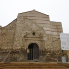 La iglesia de Rosselló, con los nuevos muros y la cubierta que sustituyen a los que se hundieron.
