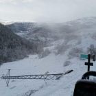 Una torre caiguda a la zona de la vall de la Vansa a causa del temporal de neu i vent.