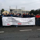 Un moment de la protesta dels treballadors i jubilats d'Endesa.