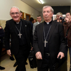 Pese a la demanda, los obispos de Barbastro y Lleida se mostraron cordiales ante los medios de comunicación.