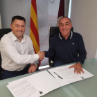 Imagen de archivo de Janés (izq) y Ezquerra, cuando firmaron el pacto de gobierno en mayo de 2019.