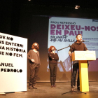 Más de 150 personas, entre ellas varios representantes políticos, asistieron al acto en apoyo a Juvillà.