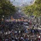 Milers de persones desborden el centre de Barcelona en contra del terrorisme