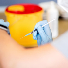 España detecta un caso de trombosis de senos venosos a un paciente que había recibido la vacuna AstraZeneca