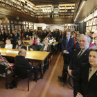 La viuda de Pau Casals, Marta Casals, y el presidente de la Diputación, Joan Reñé, presidieron ayer el estreno de la ‘nueva’ biblioteca del IEI.