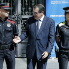 El conseller d'Interior, Jordi Jané, ha presentat els nous uniformes.