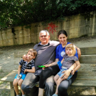 Quim Reverter, con su mujer y sus dos hijos, Pau y Maria.