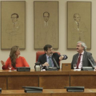 Vista dels integrants la Comissió per a l'Avaluació i la Modernització de l'Estat Autonòmic que s'ha constituït avui al Congrés.