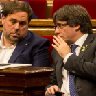 Puigdemont i Junqueras, en una imatge d'arxiu al Parlament.